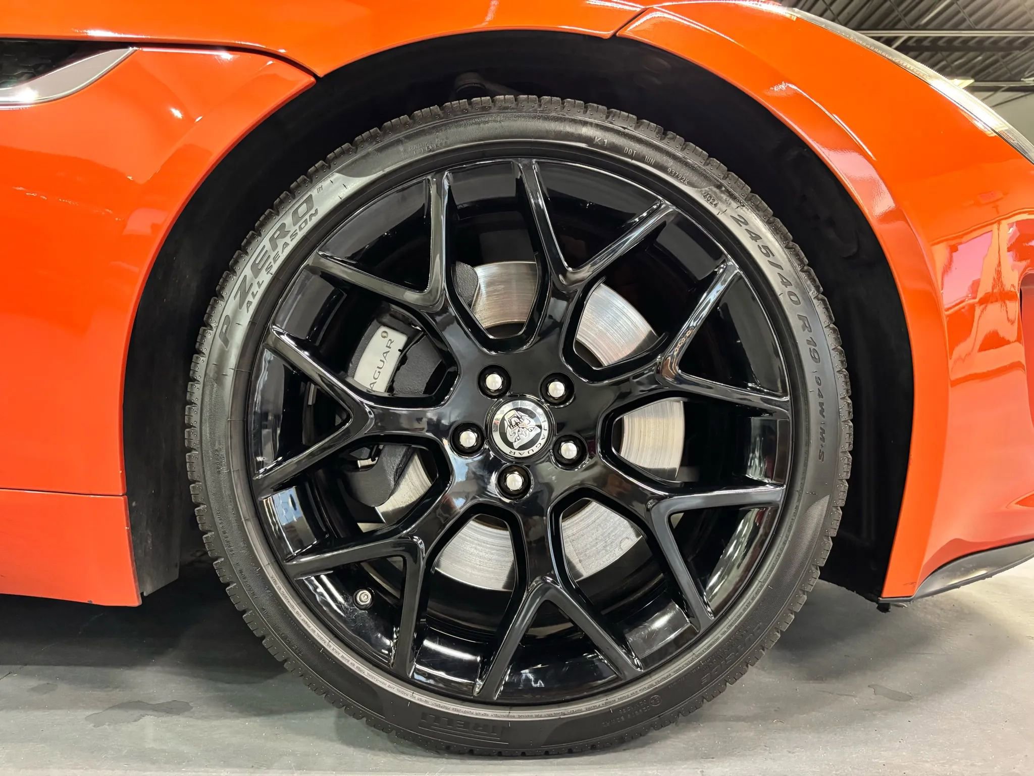 Used 2014 Jaguar F-TYPE Convertible image 42