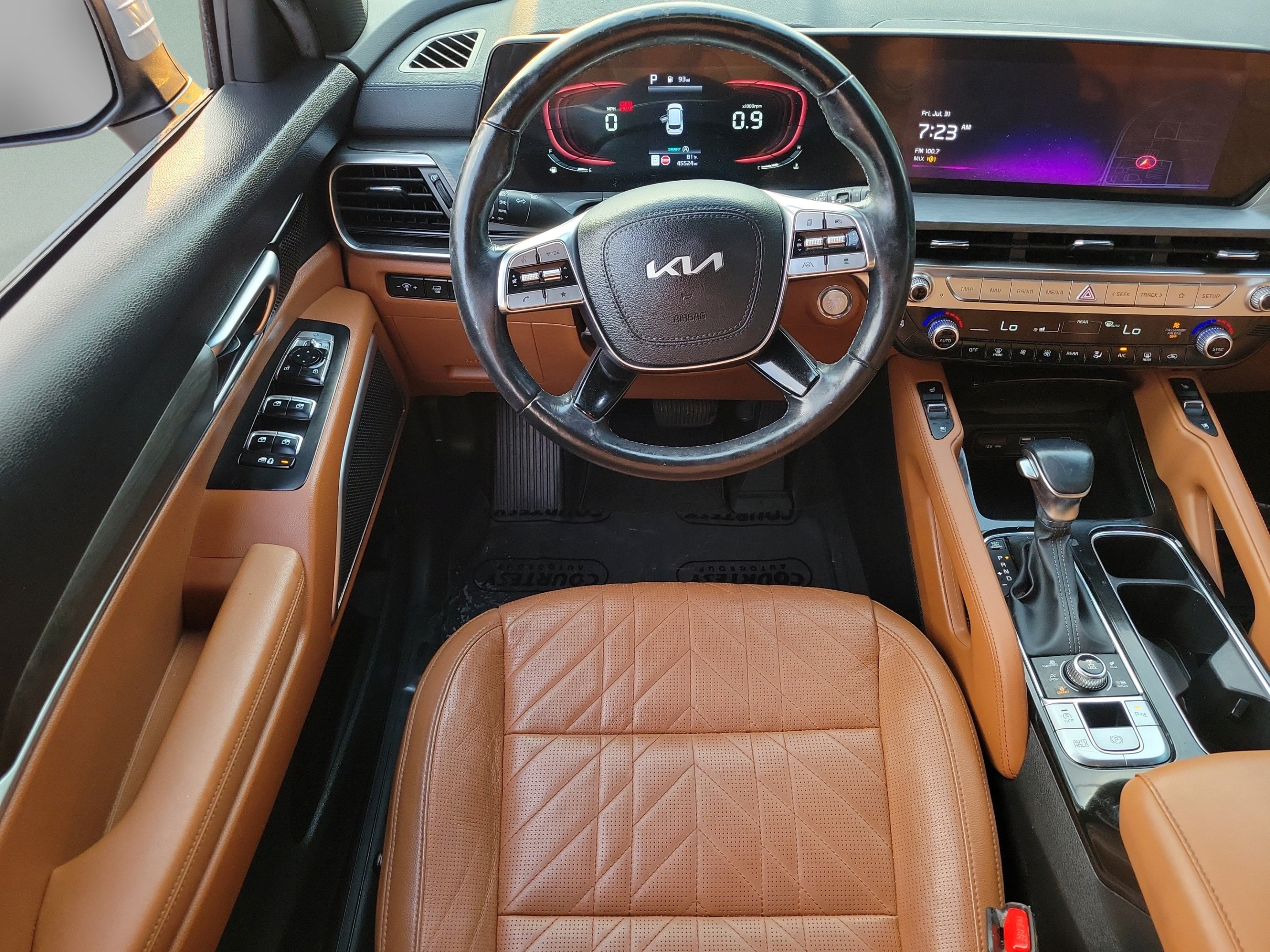 Used 2023 Kia Telluride EX X-Line AWD/4WD image 9