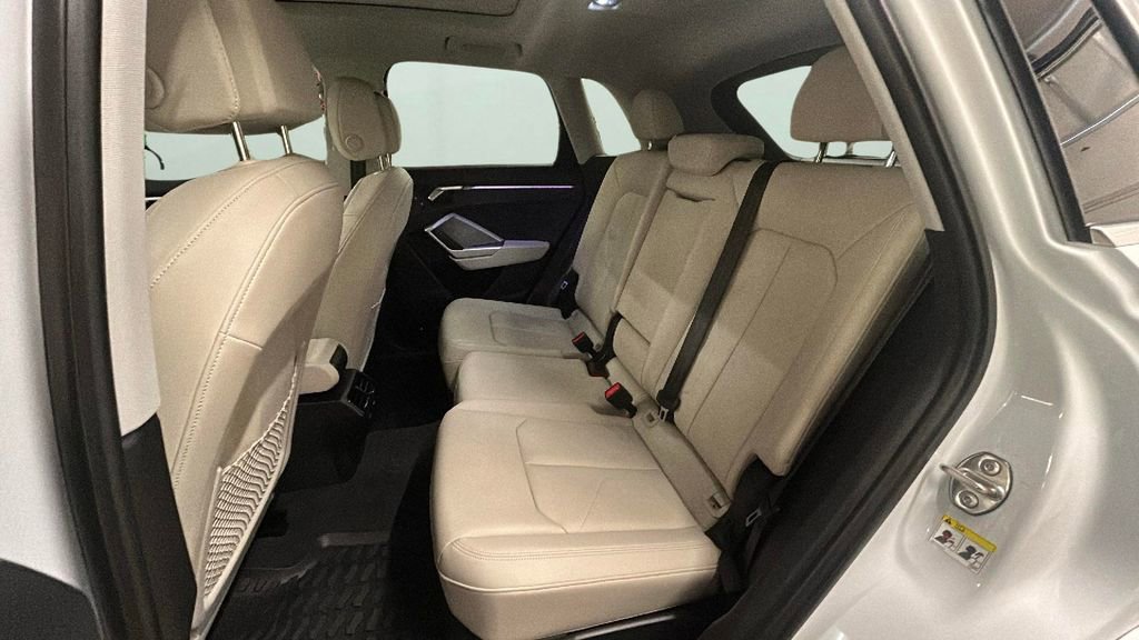 Used 2025 Audi Q3 2.0T Premium Plus image 14