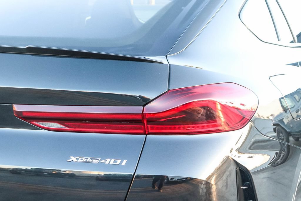 Used 2024 BMW X6 xDrive40i AWD/4WD image 10