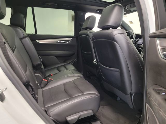 Used 2023 Cadillac XT6 Luxury image 15