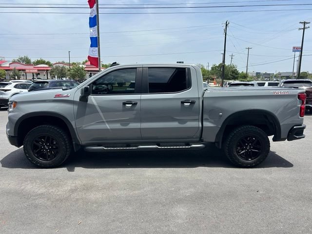 Used 2024 Chevrolet Silverado 1500 LT Trail Boss AWD/4WD image 2