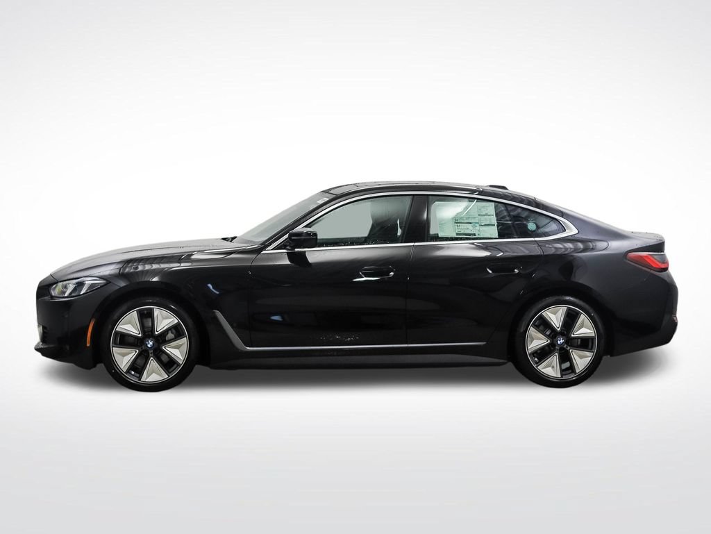 Used 2026 BMW i4 xDrive40i w/ Parking Assistance Package AWD/4WD image 2