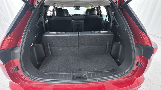 Used 2023 Mitsubishi Outlander SE image 16