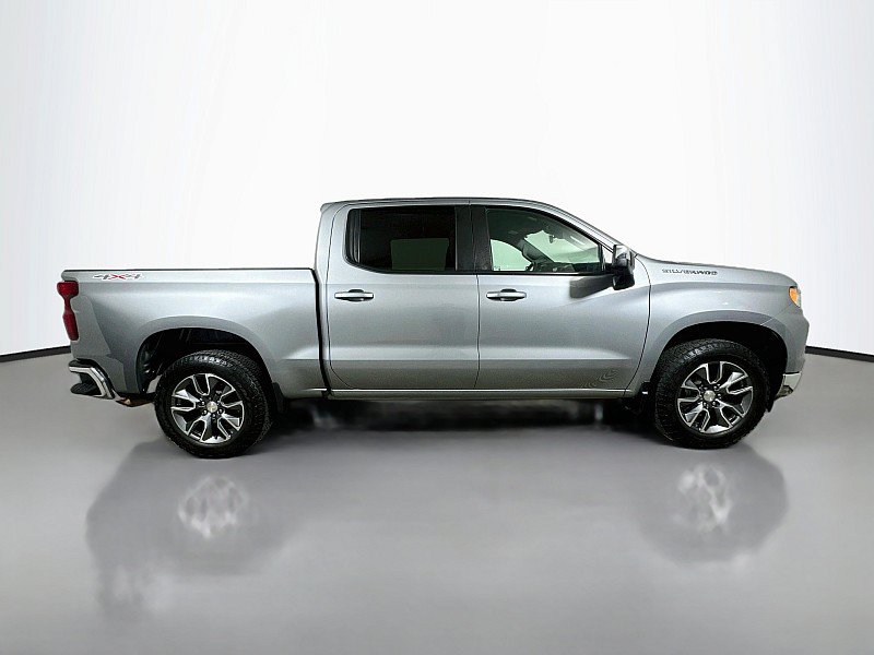Used 2024 Chevrolet Silverado 1500 LT AWD/4WD image 8