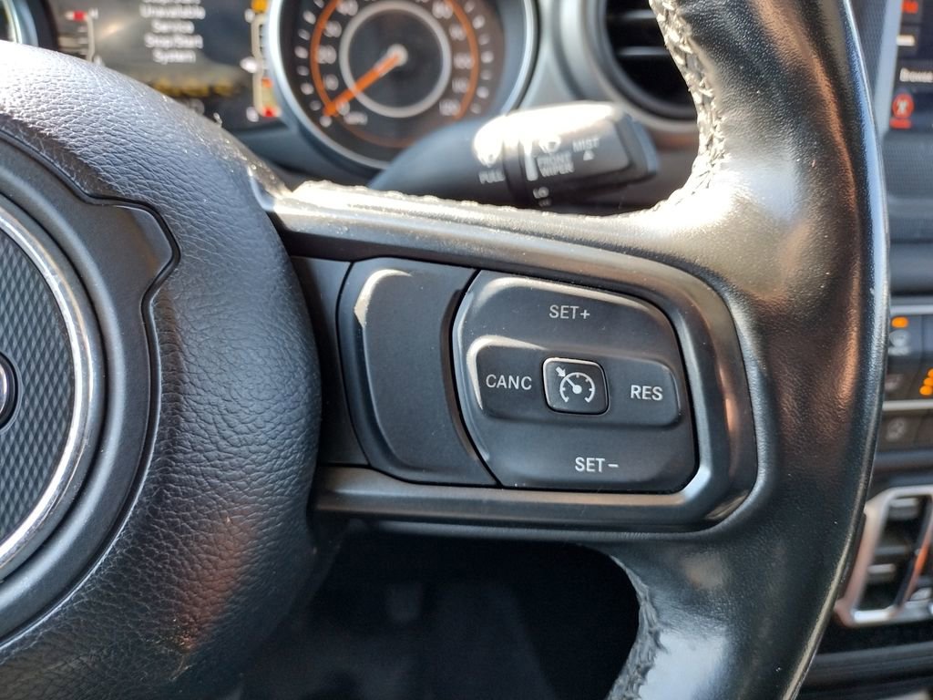 Used 2021 Jeep Gladiator Willys image 23