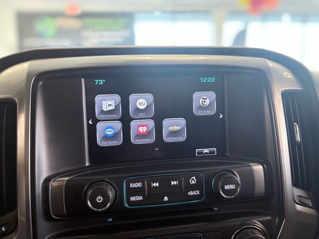 Used 2017 Chevrolet Silverado 1500 LT w/ Midnight Edition AWD/4WD image 31