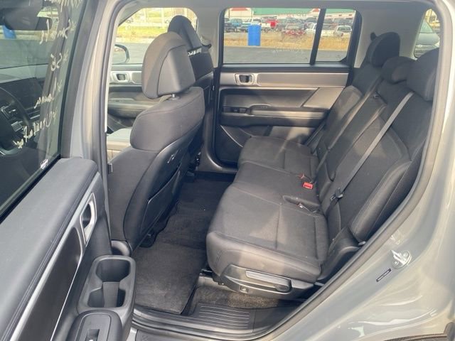 Used 2025 Hyundai Santa Fe SE image 13