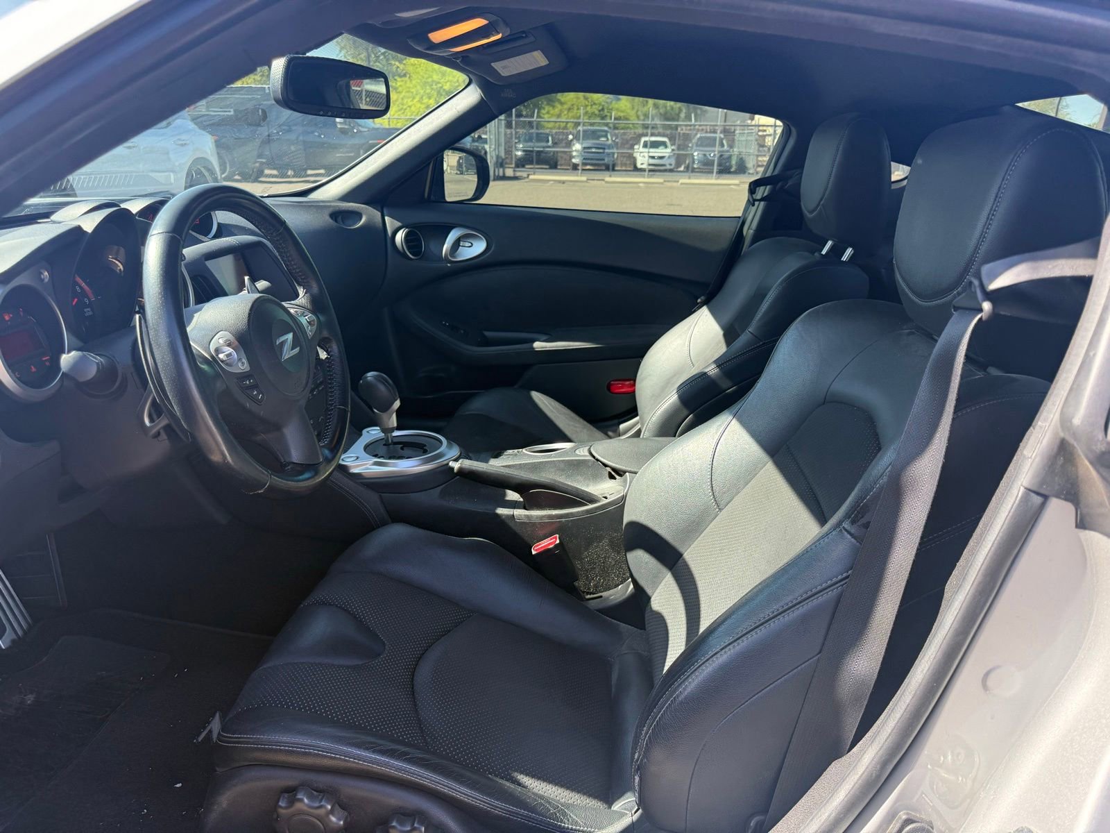 Used 2013 Nissan 370Z Touring w/ Sport Pkg RWD image 10