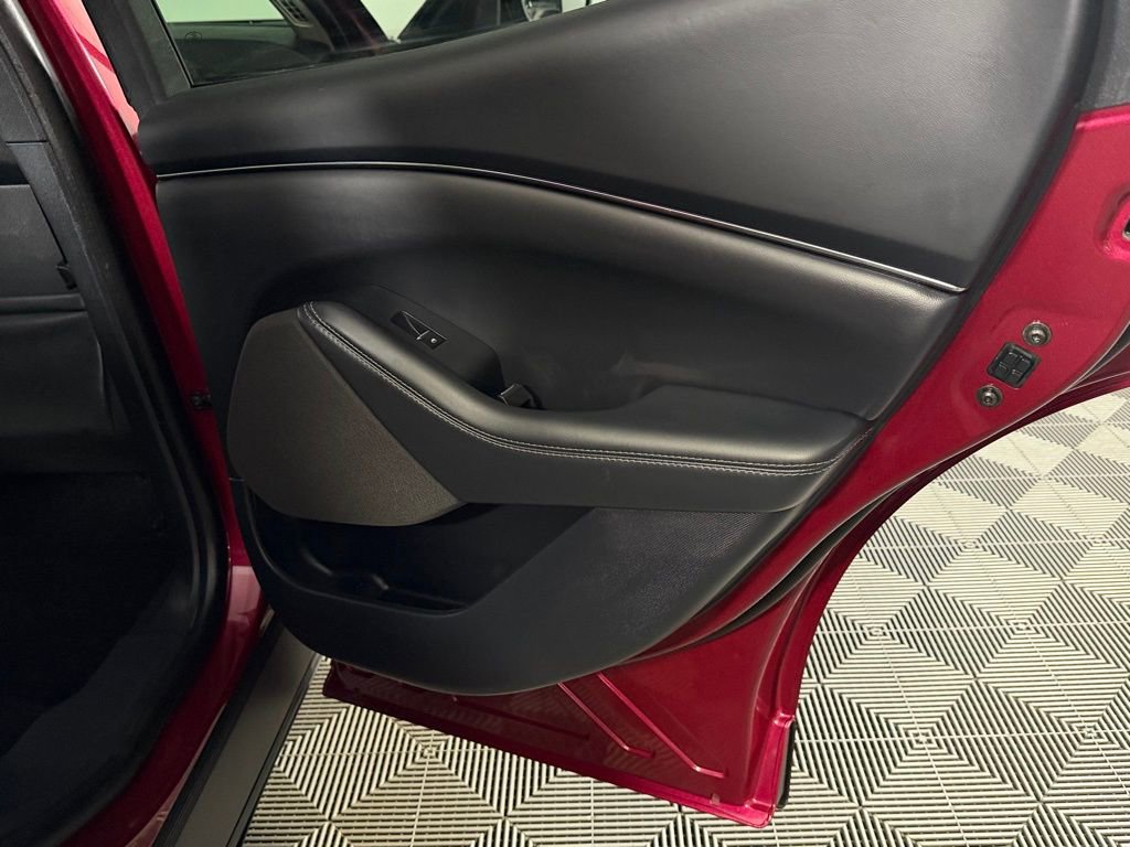 Used 2025 Ford Mustang Mach-E Select RWD image 27