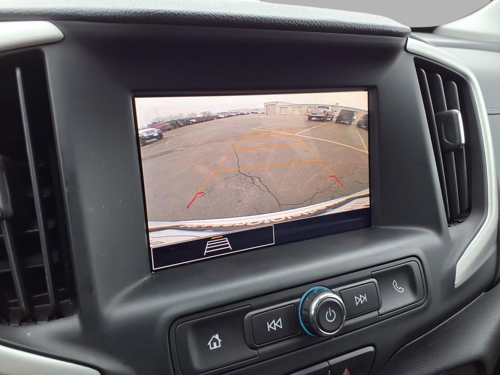 Used 2023 GMC Terrain SLE w/ Driver Convenience Package image 6
