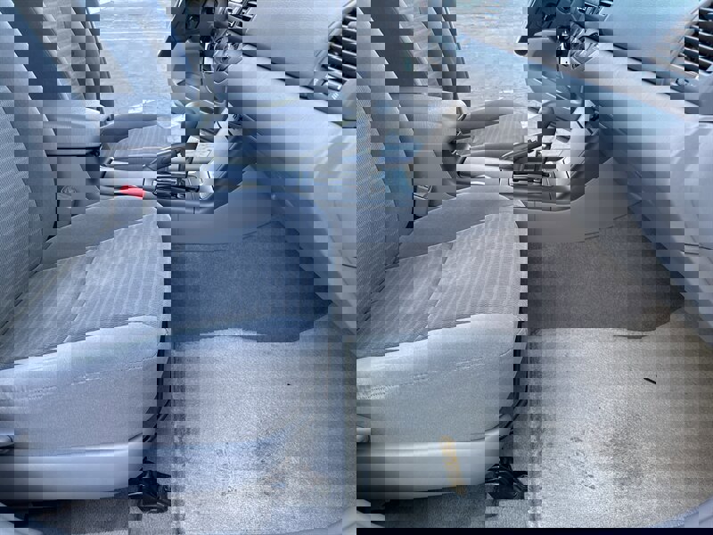 Used 2005 Toyota Camry LE image 36