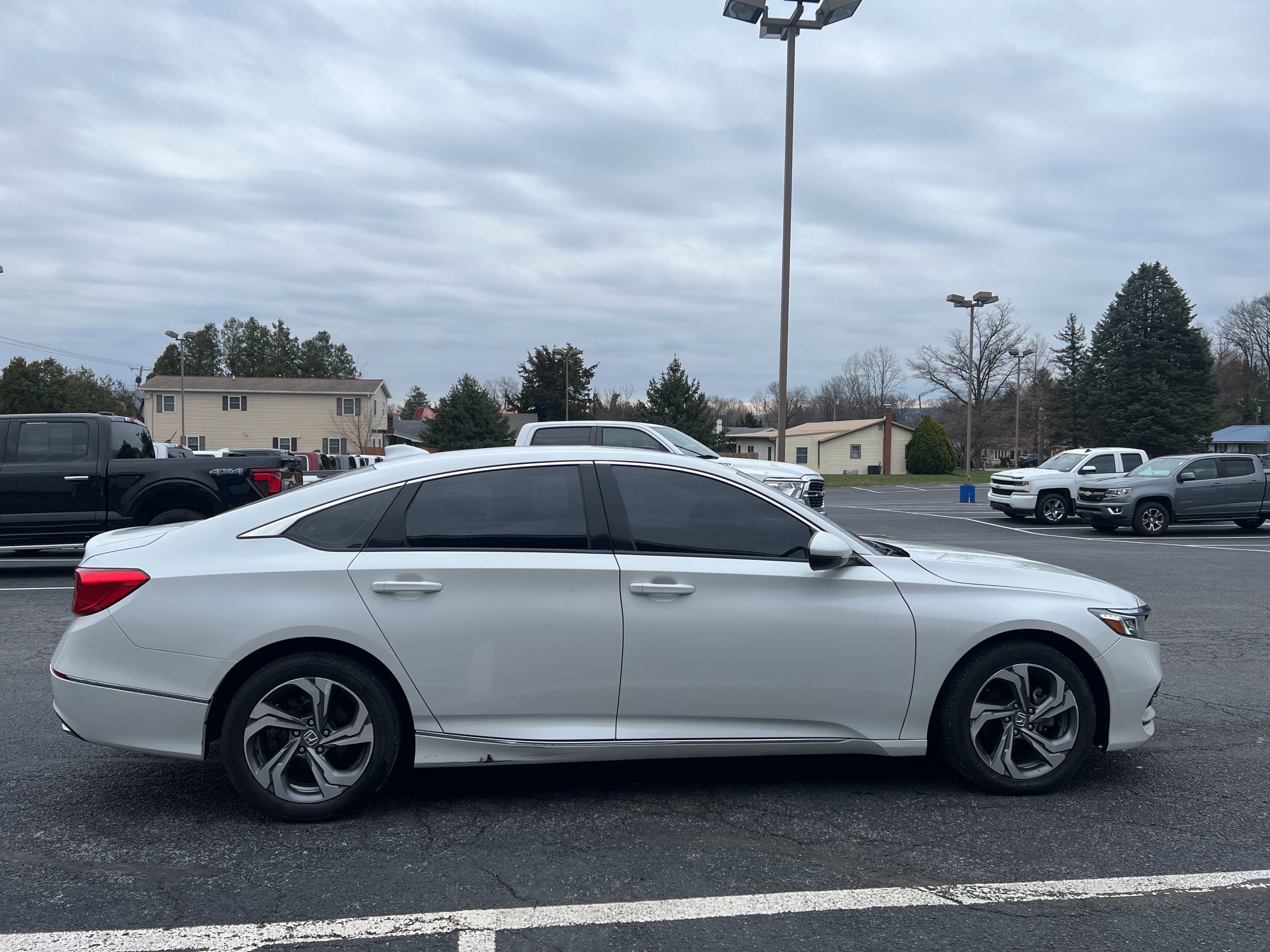 Used 2020 Honda Accord EX-L image 7