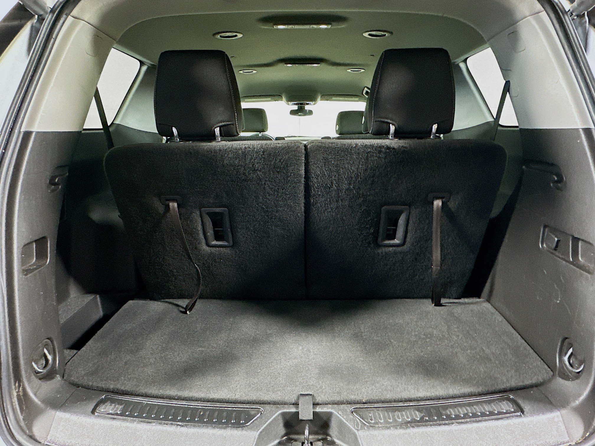 Used 2019 GMC Acadia SLE image 28