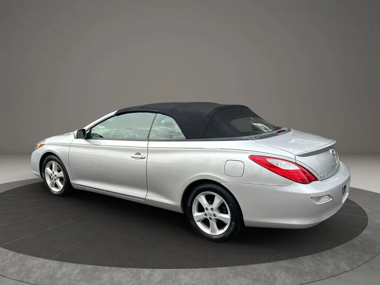 Used 2008 Toyota Solara SLE image 12