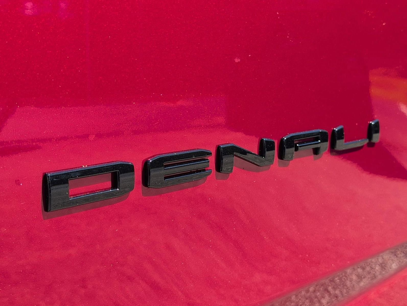 New 2026 GMC Yukon Denali w/ Denali Reserve Package image 10