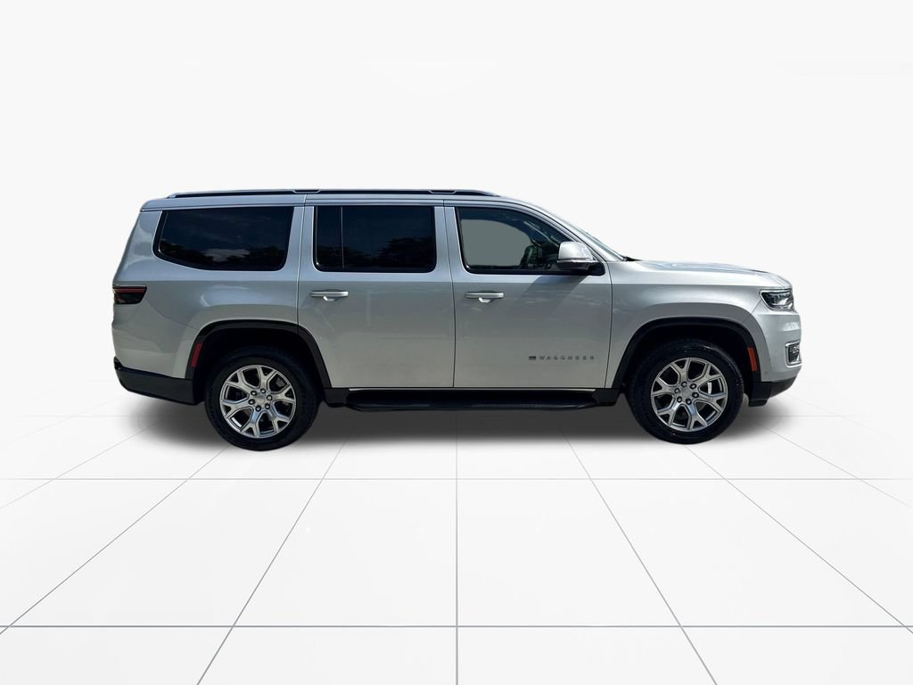 Used 2022 Jeep Wagoneer Series II AWD/4WD image 9