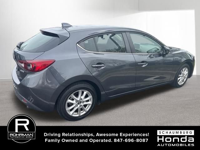 Used 2015 MAZDA MAZDA3 i Touring w/ Technology Package FWD image 4