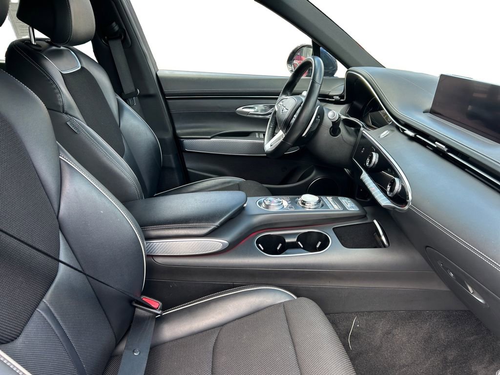 Used 2023 Genesis GV70 2.5T w/ Sport Prestige Package image 15