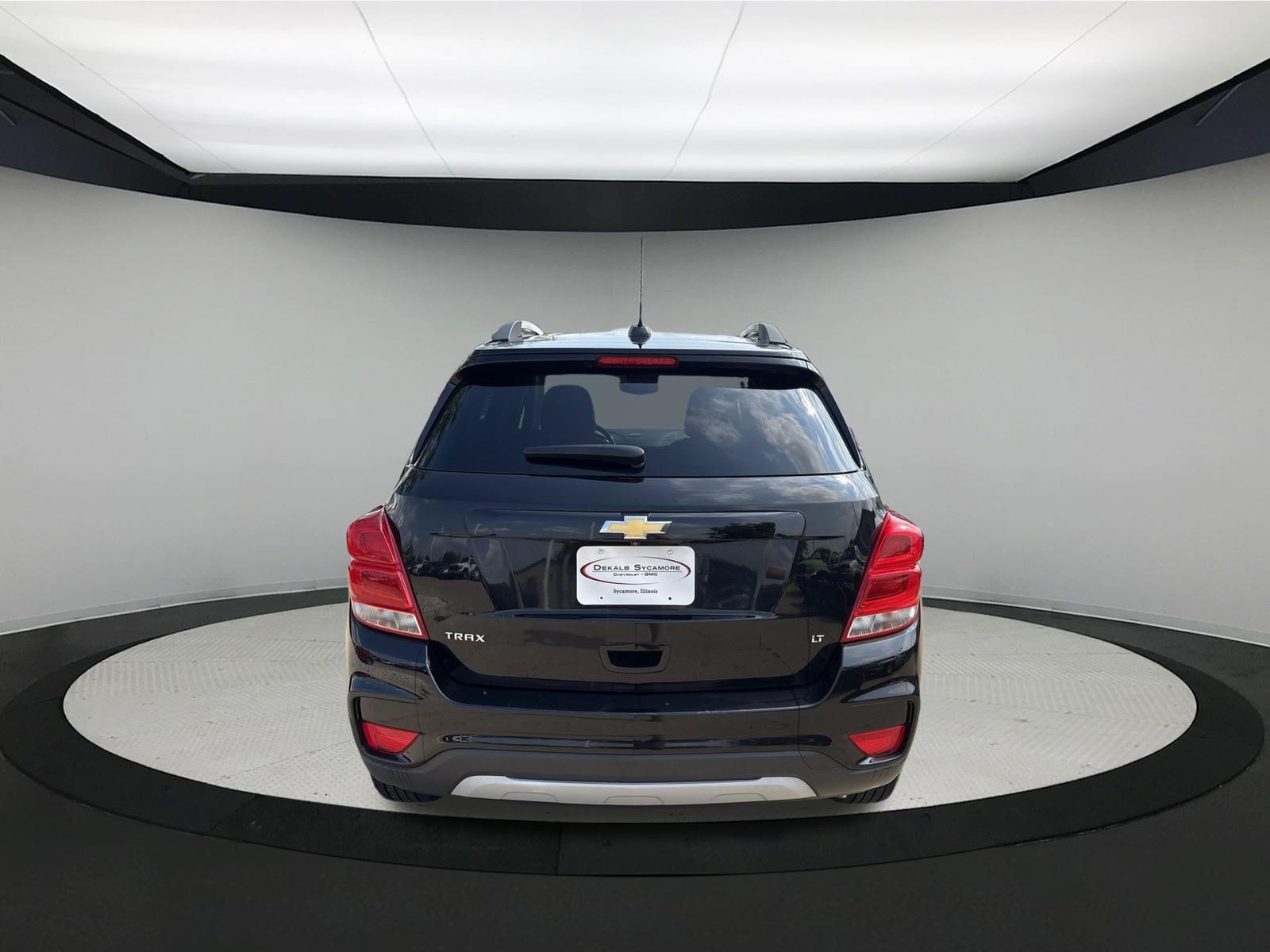 Used 2019 Chevrolet Trax LT w/ LT Convenience Package FWD image 6