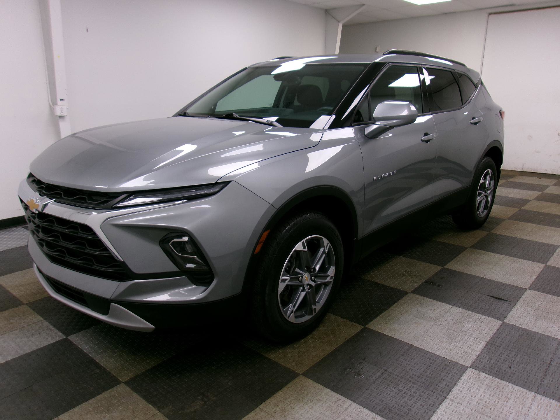 Certified 2024 Chevrolet Blazer LT w/ Convenience Package image 1