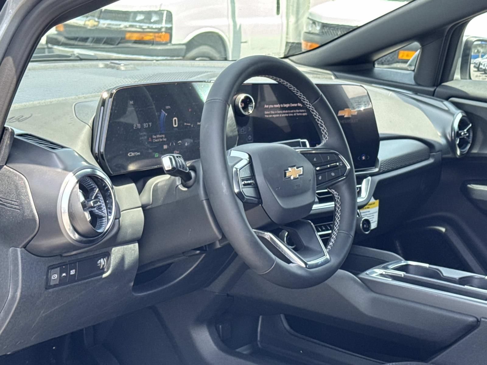 New 2026 Chevrolet Equinox EV LT w/ Comfort Package AWD/4WD image 26