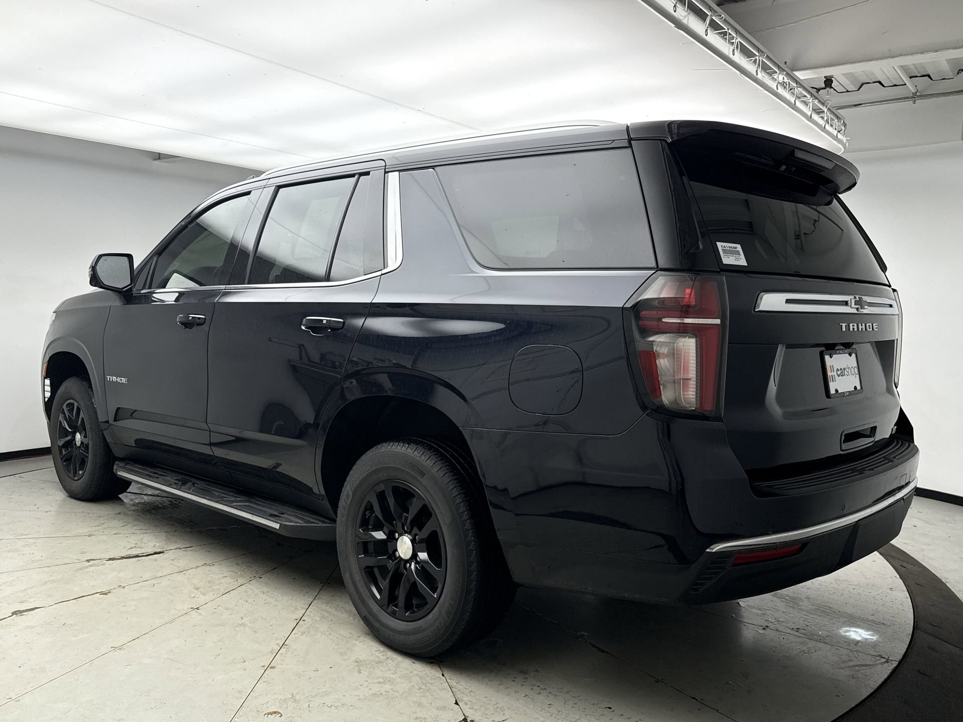 Used 2022 Chevrolet Tahoe LT w/ Luxury Package image 3