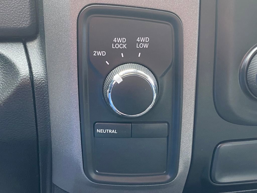 Used 2015 RAM 1500 ST w/ SXT Appearance Group image 25