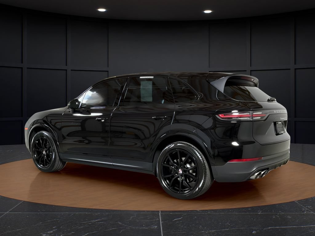 Used 2019 Porsche Cayenne S AWD/4WD image 3