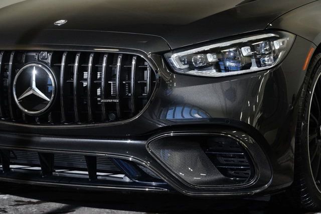New 2025 Mercedes-Benz S 63 AMG S image 9