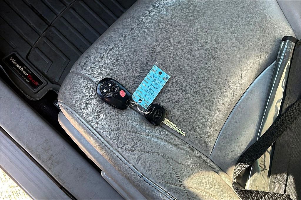 Used 2012 Toyota Highlander SE w/ Tow Pkg image 36