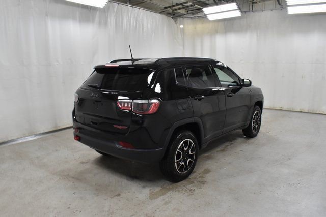 Used 2024 Jeep Compass Trailhawk image 5