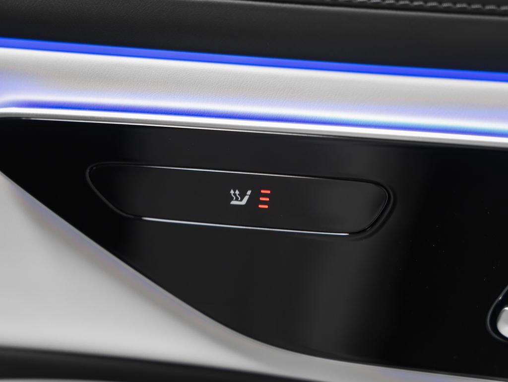 Used 2025 Mercedes-Benz E 53 AMG e 4MATIC Sedan image 37