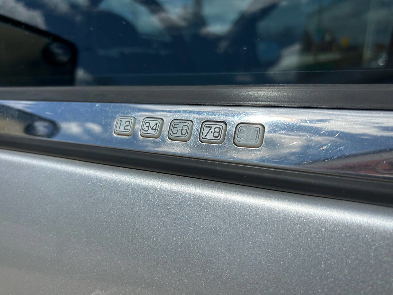 Used 2017 Lincoln Navigator Select AWD/4WD image 12