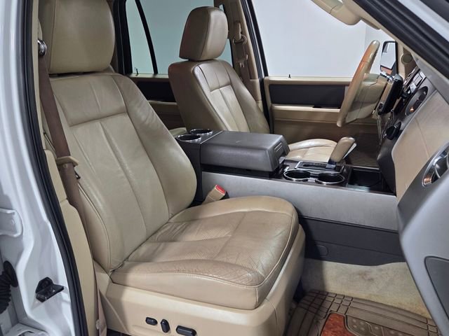 Used 2014 Ford Expedition EL XLT w/ Equipment Group 202A image 16