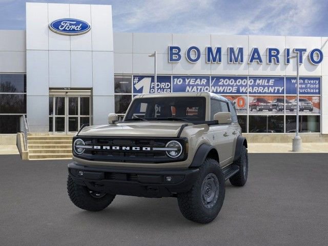 New 2025 Ford Bronco Outer Banks w/ Sasquatch Package image 2