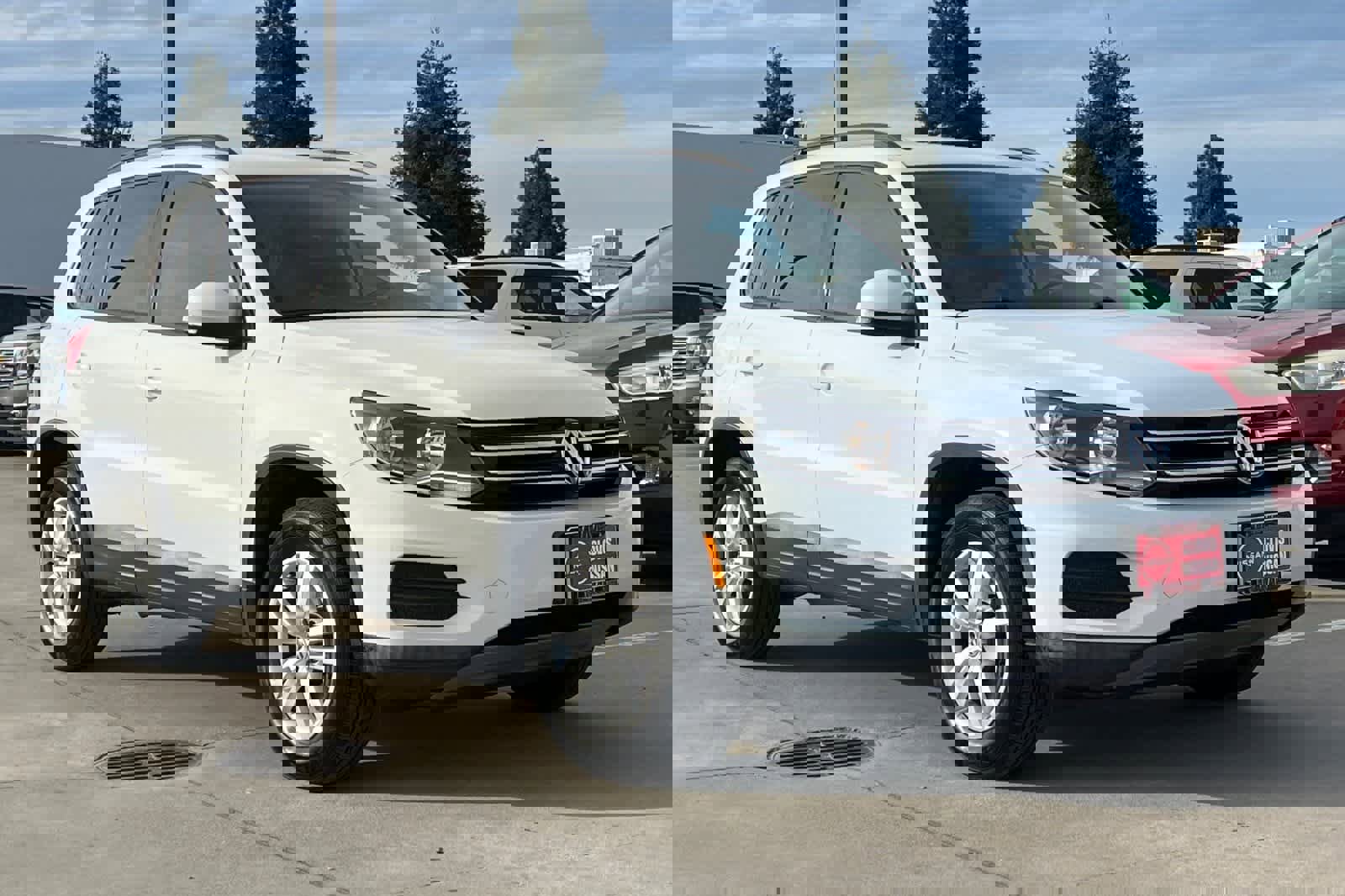 Used 2017 Volkswagen Tiguan S image 10