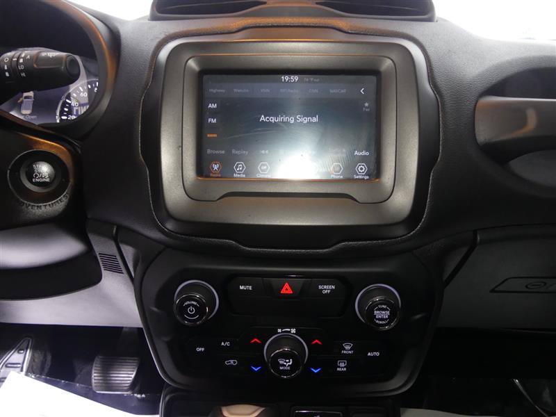 Used 2020 Jeep Renegade Trailhawk w/ Premium Leather Group AWD/4WD image 35