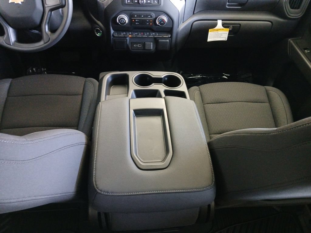 New 2026 Chevrolet Silverado 1500 Custom RWD image 15