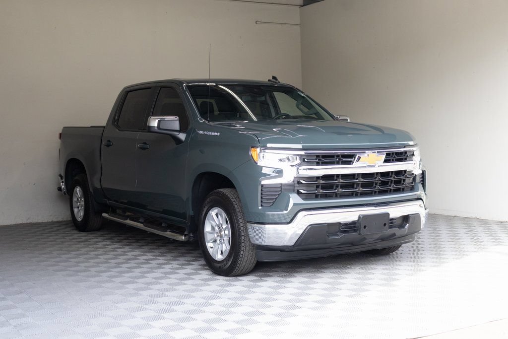 Used 2025 Chevrolet Silverado 1500 LT RWD image 6