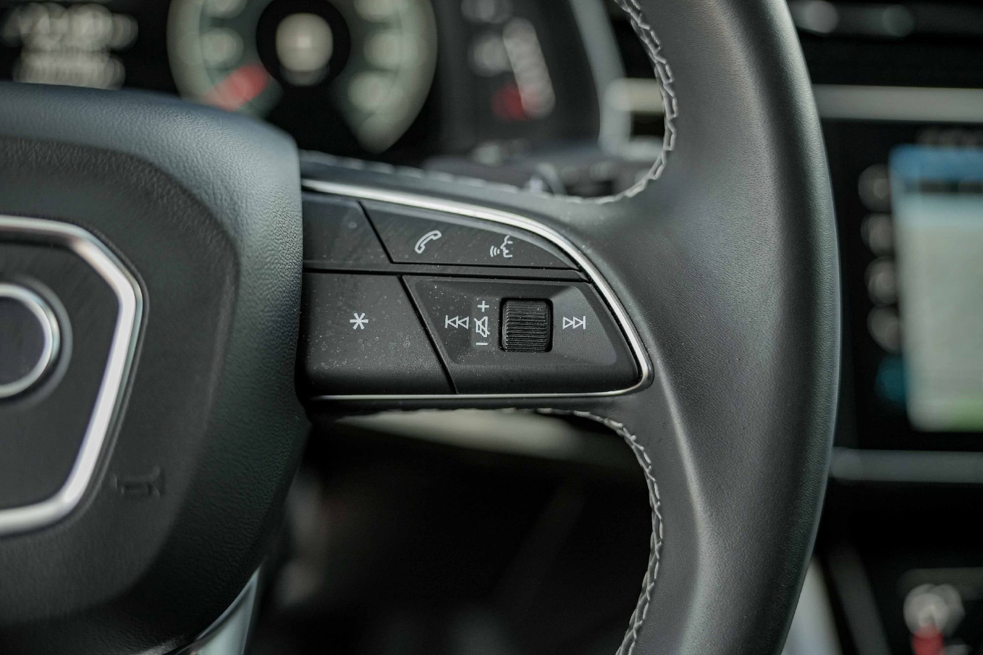 Certified 2024 Audi Q8 Premium Plus w/ Premium Plus Package image 14