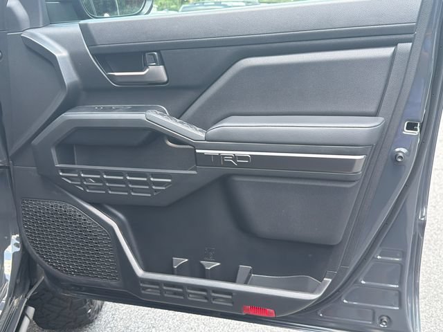 Used 2025 Toyota Tacoma TRD Off-Road AWD/4WD image 14