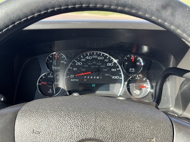 Used 2013 GMC Savana 2500 RWD image 12