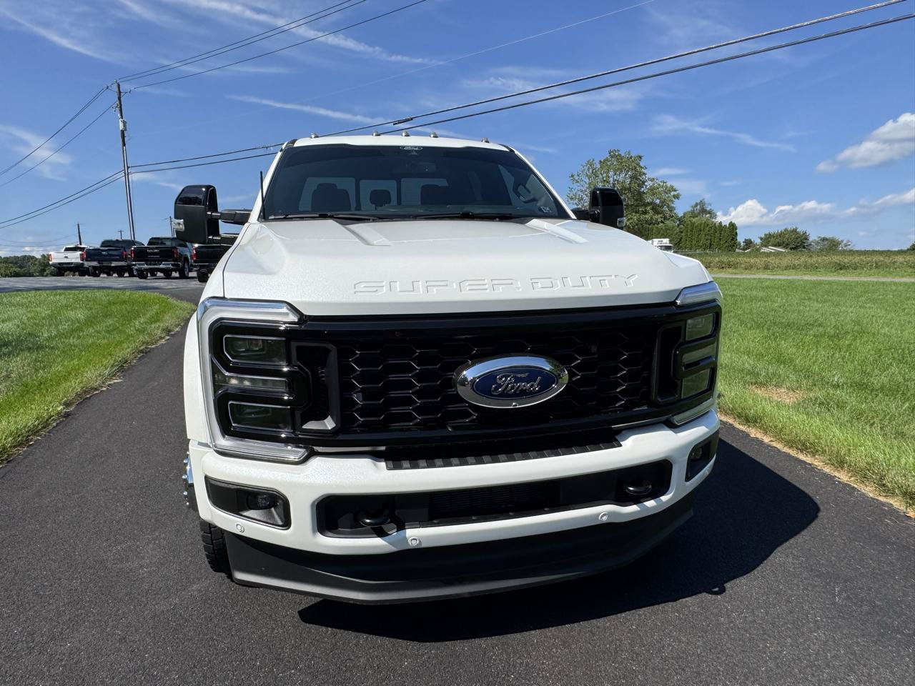 Used 2026 Ford F450 Platinum w/ FX4 Off-Road Package AWD/4WD image 8
