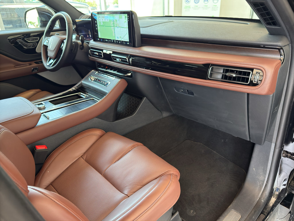Used 2026 Lincoln Aviator Reserve w/ Equipment Group 201A AWD/4WD image 39