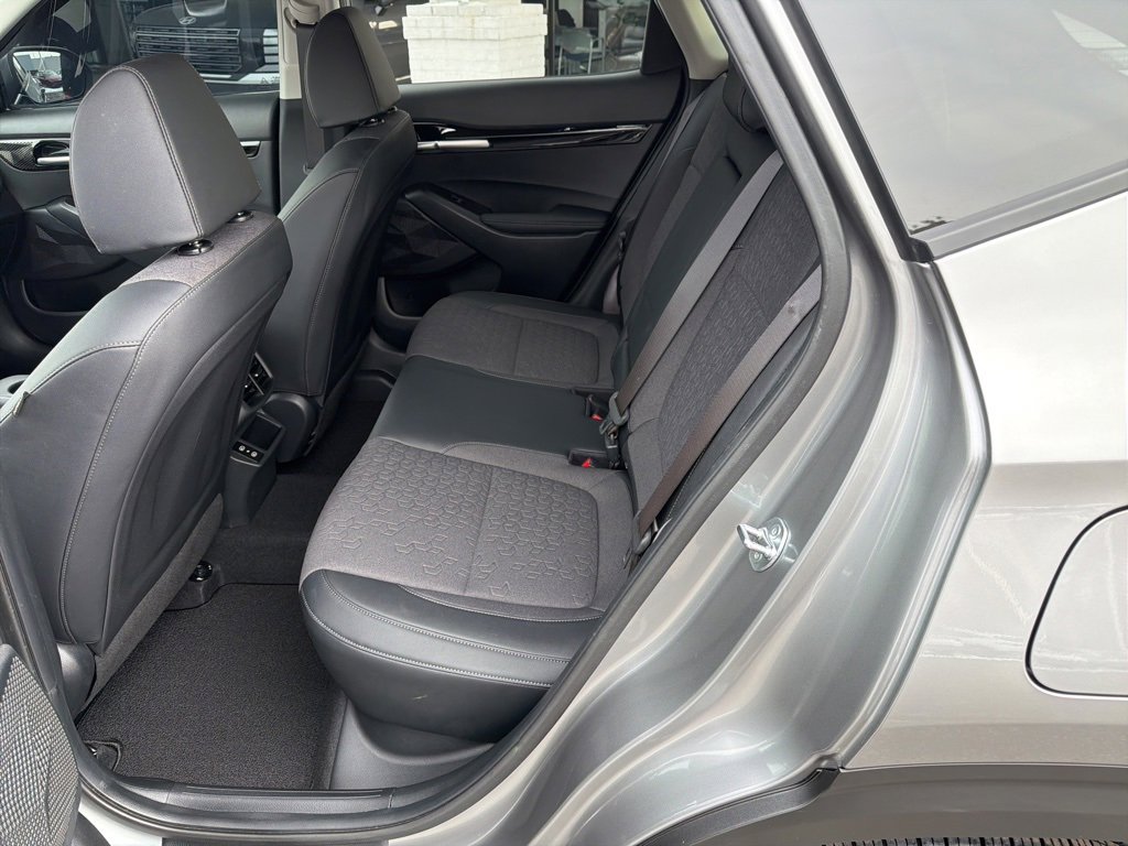 Used 2025 Kia Seltos S image 16