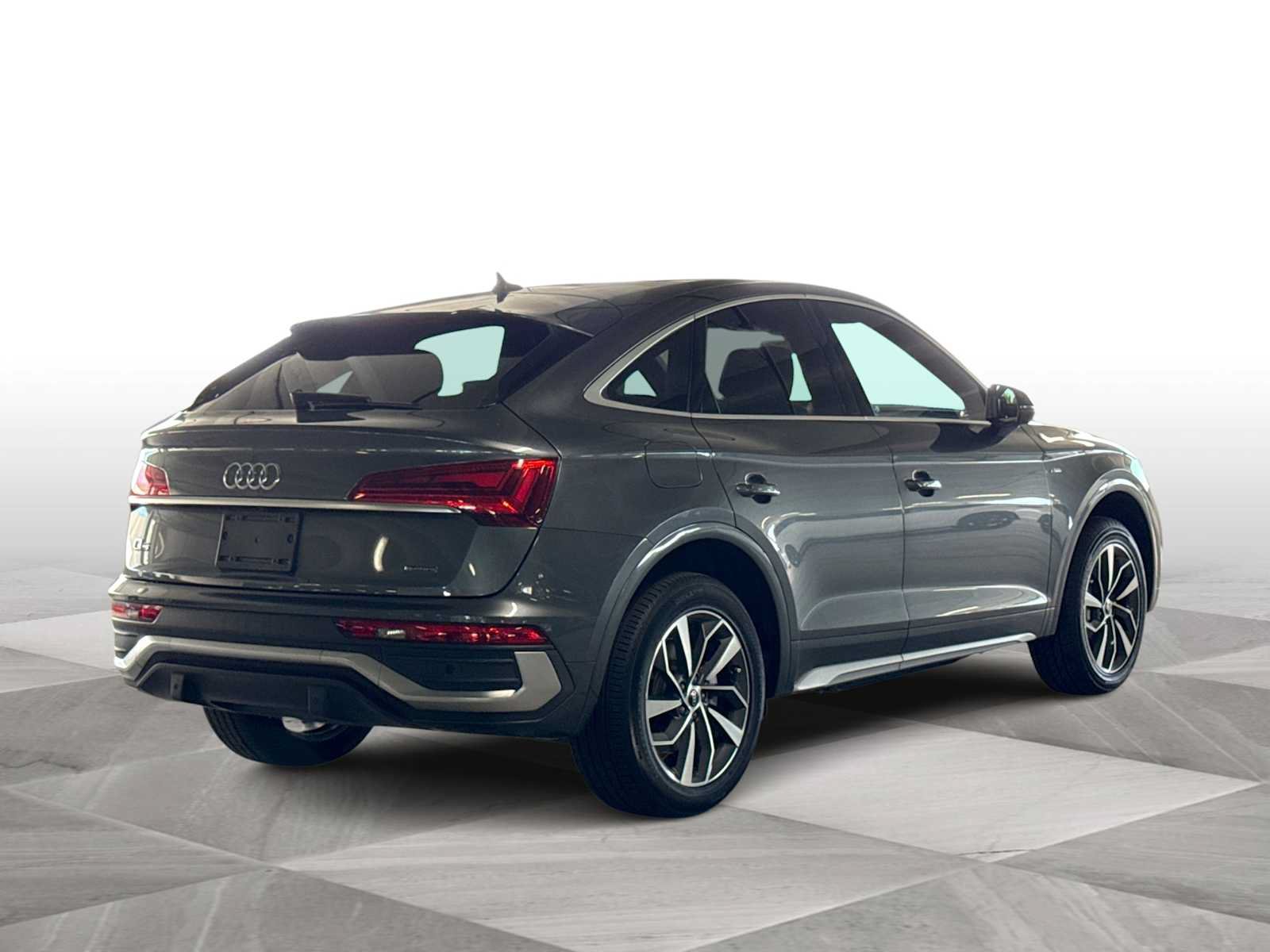 Used 2022 Audi Q5 2.0T Premium Plus w/ Premium Plus Package AWD/4WD image 8
