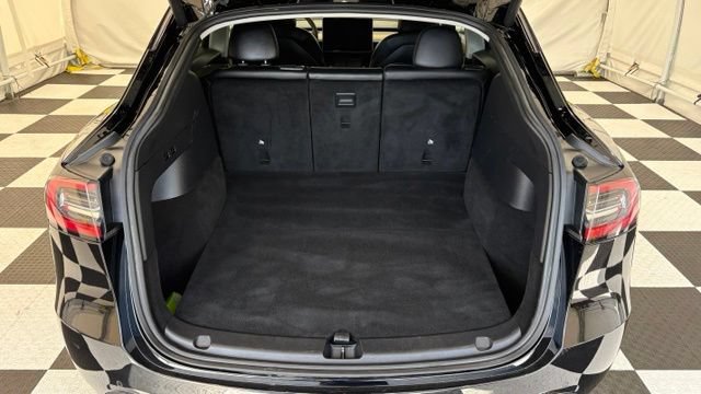 Used 2022 Tesla Model Y Performance AWD/4WD image 4