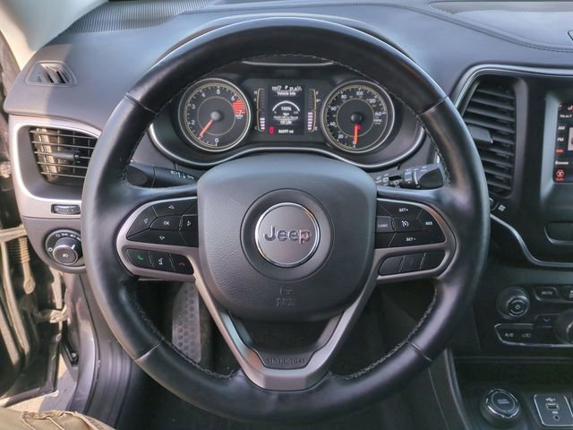 Used 2021 Jeep Cherokee Latitude Plus AWD/4WD image 13