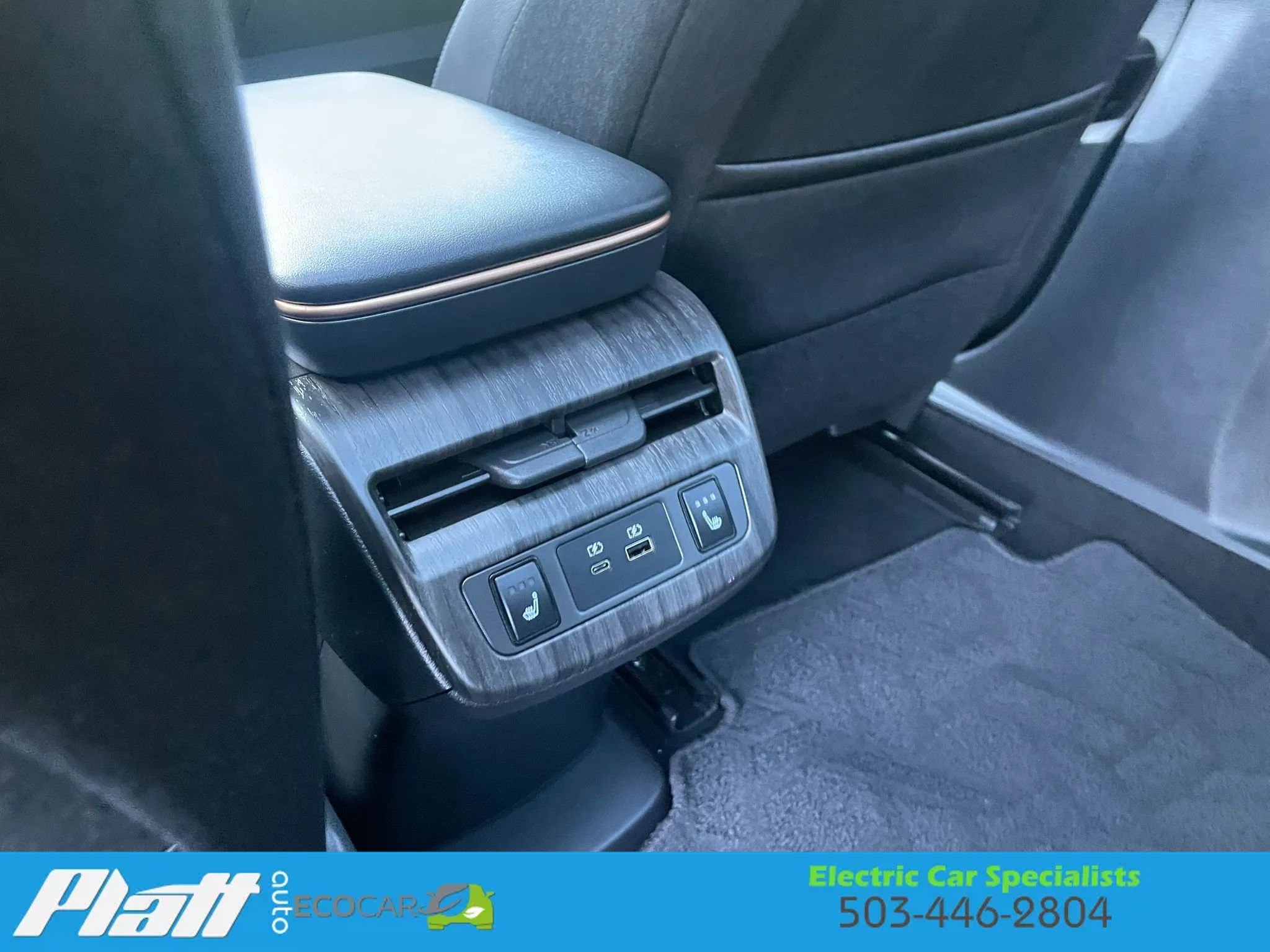 Used 2024 Nissan Ariya FWD image 39
